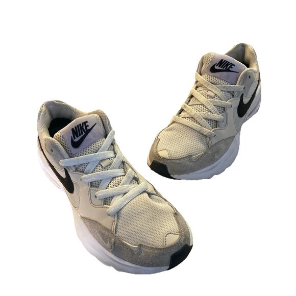 Nike Air Max Fusion Athletic Running Shoes Beige Sneakers Women’s Sz 7.5 - Picture 2 of 10